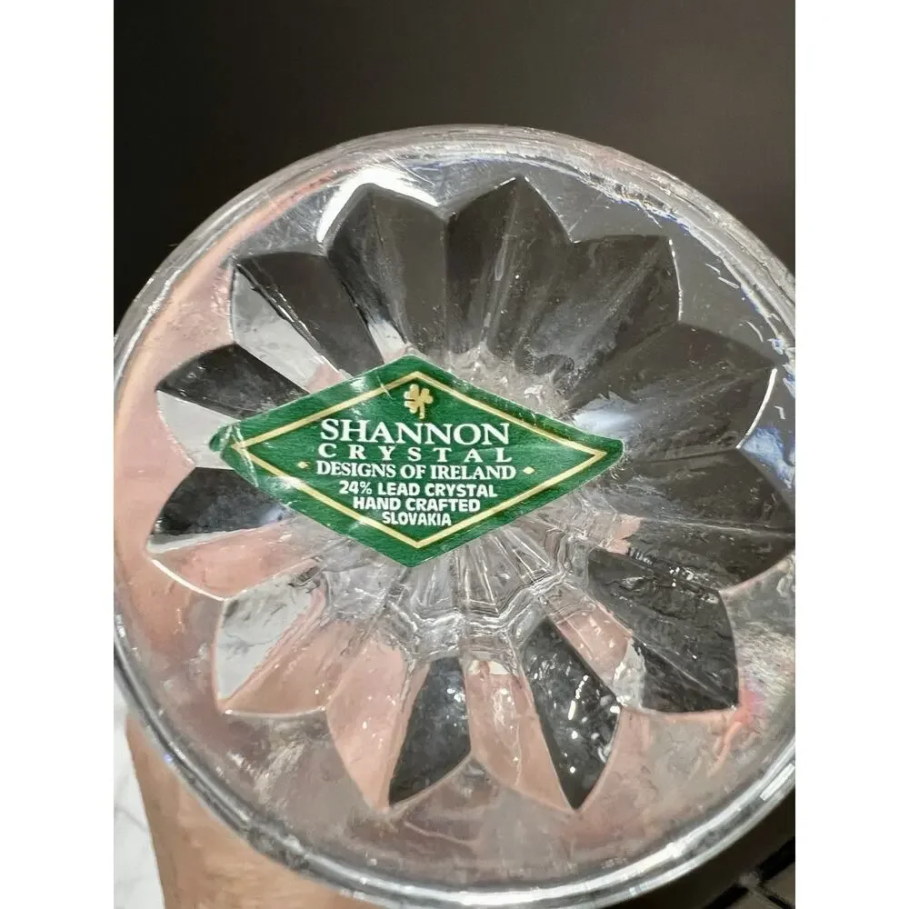 Shannon Crystal by Godinger 24% Lead Crystal Freedom Vase 6.5